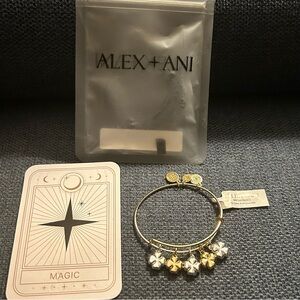 Alex and Ani Puffy Clover Multi-Charm Bangle two tone gold and silver NWT